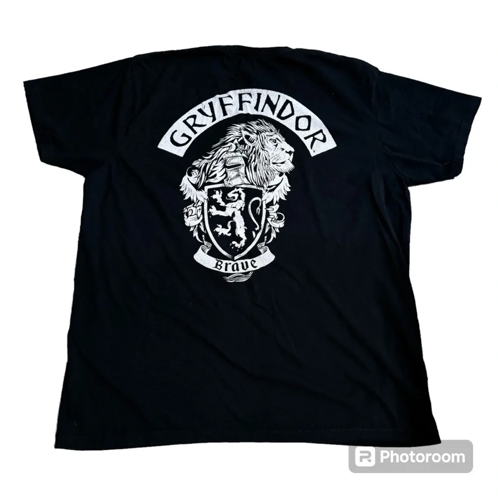 Warner Bros. Harry Potter black & white short sleeved Gryffindor T shirt 2XL. - Picture 1 of 9